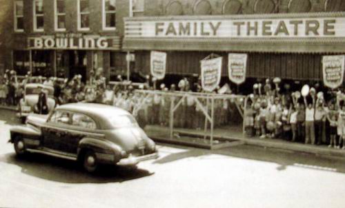 Family Theatre on Monroe - 1941 Pic From Ron Gross (newer photo)